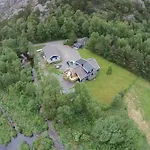 Toppetasje, *