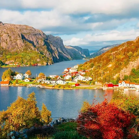 Toppetasje, * Flekkefjord